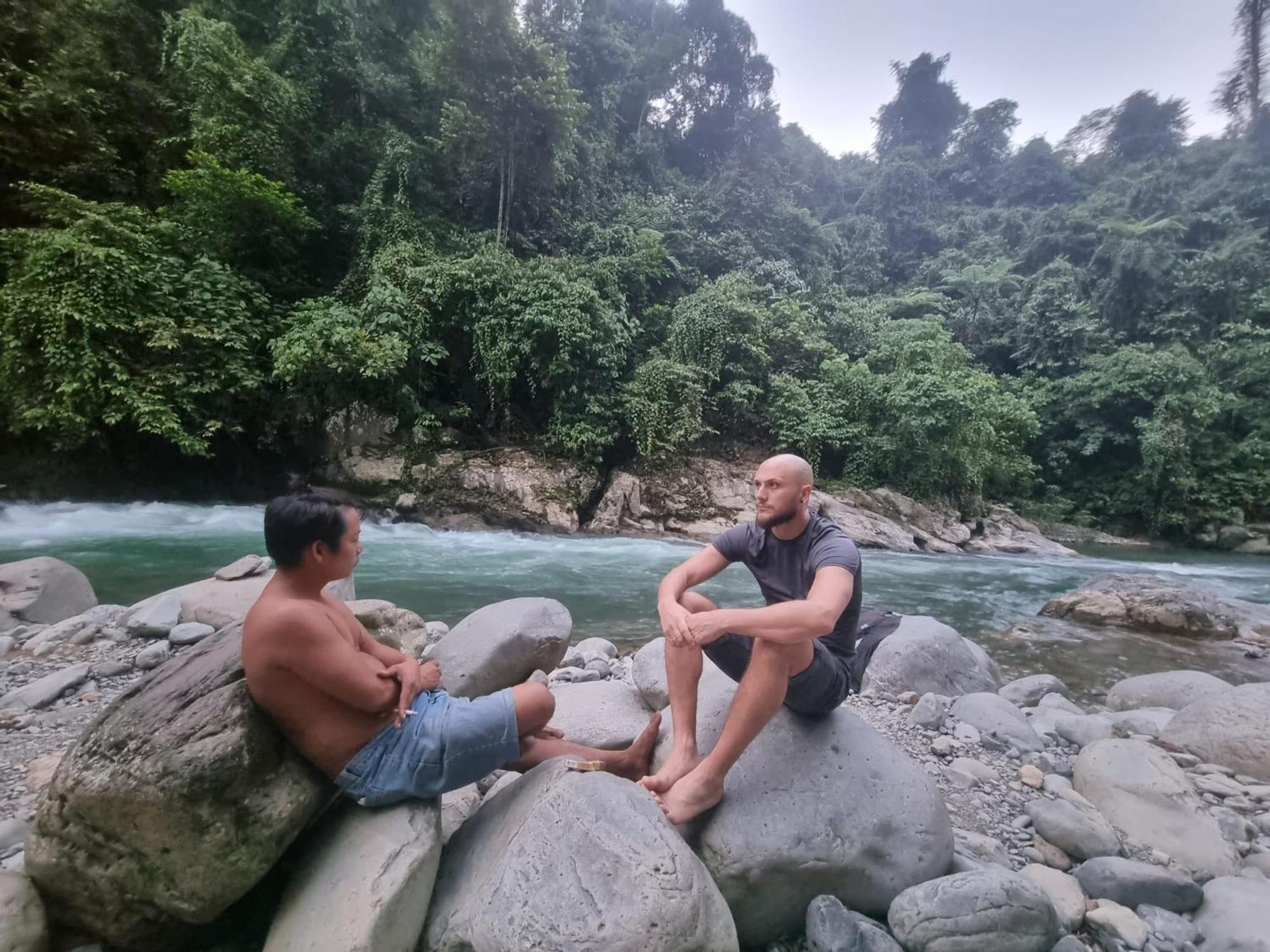Lucky Bamboo'Bungalows-Resto And Orangutan Jungle Trekking Tours Букит Лаванг Екстериор снимка